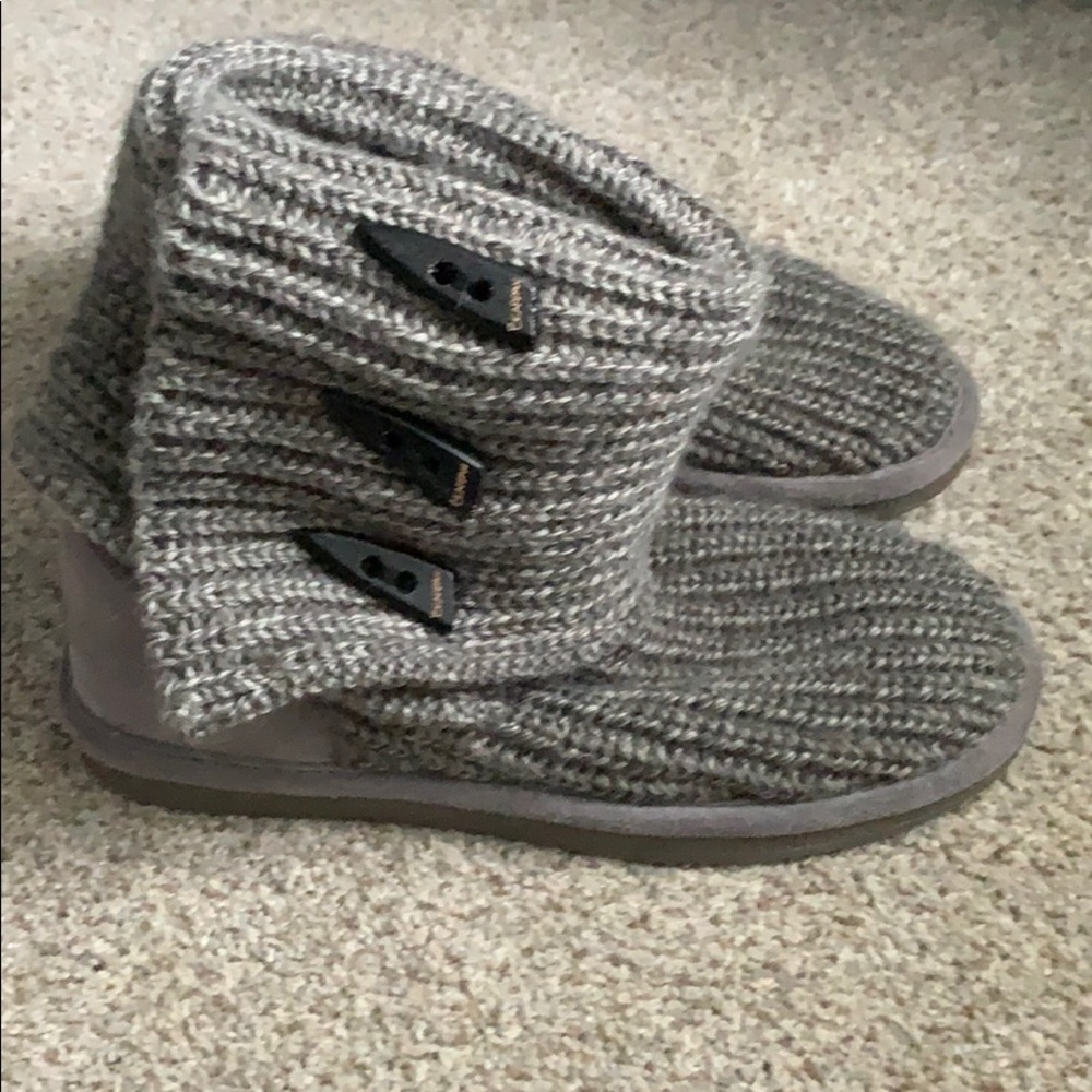 Bearpaw knit boots
